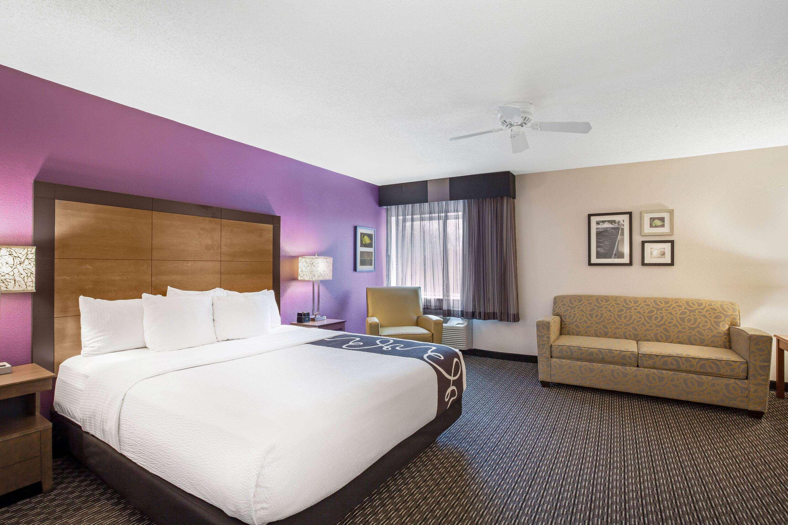 מלון וינזדור לוקס La Quinta By Wyndham Hartford Bradley Airport מראה חיצוני תמונה
