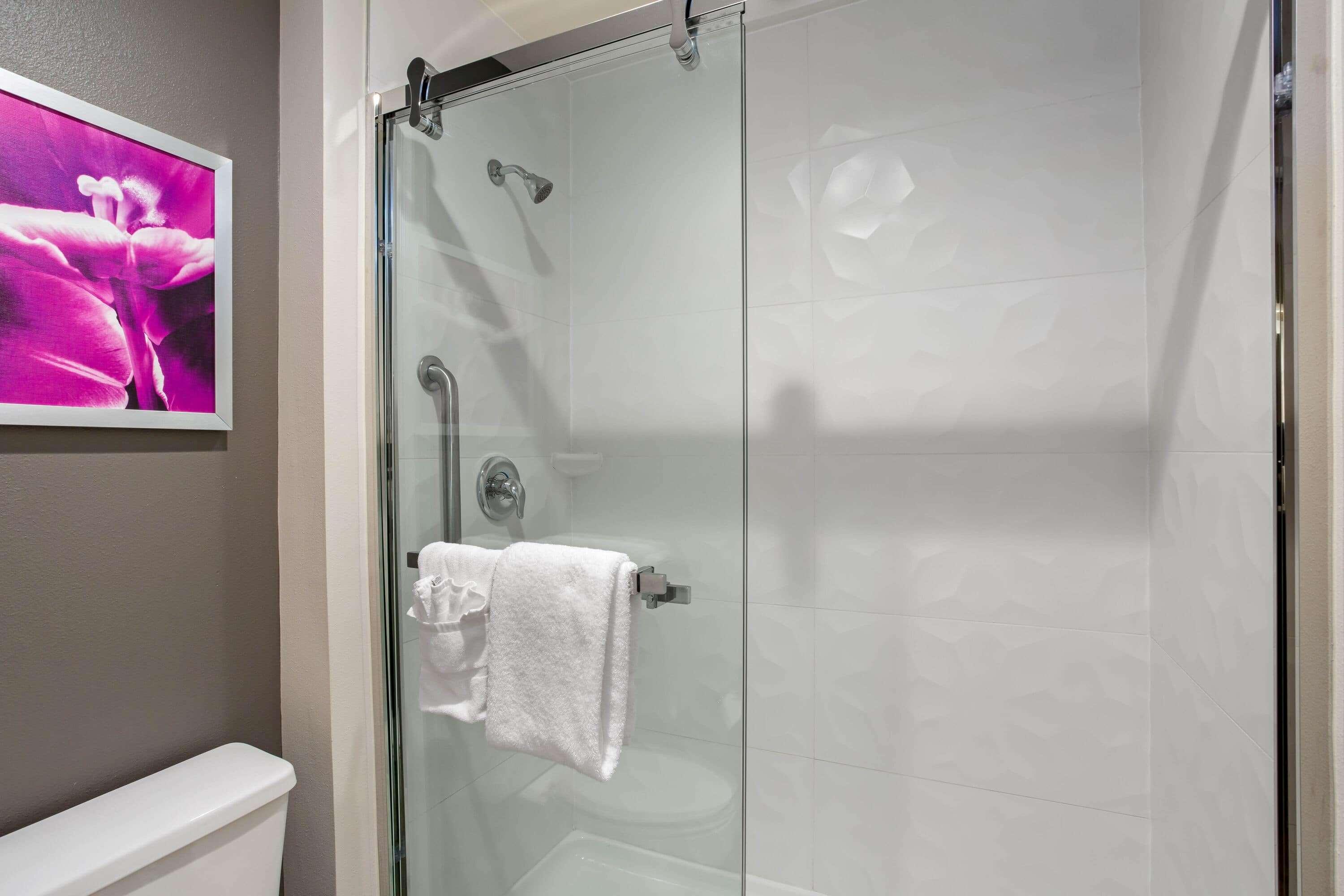 מלון וינזדור לוקס La Quinta By Wyndham Hartford Bradley Airport מראה חיצוני תמונה