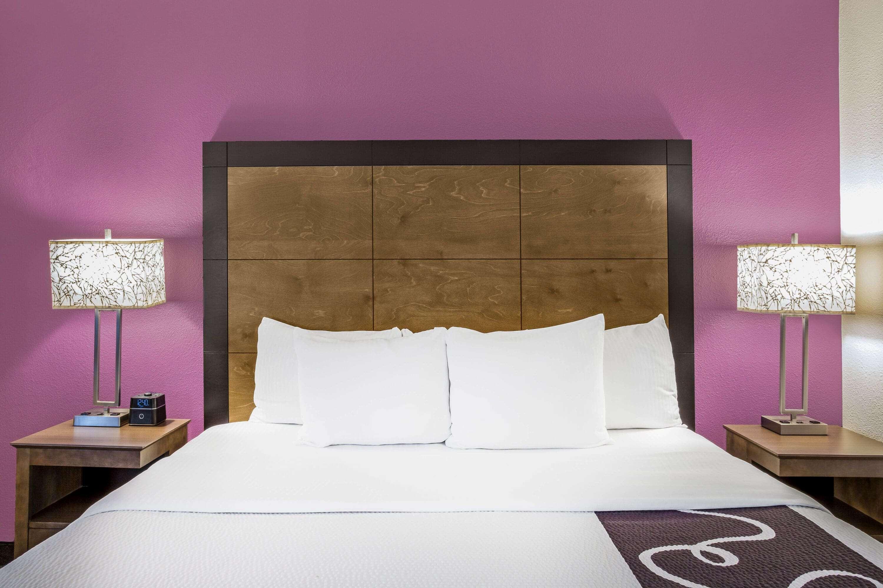 מלון וינזדור לוקס La Quinta By Wyndham Hartford Bradley Airport מראה חיצוני תמונה