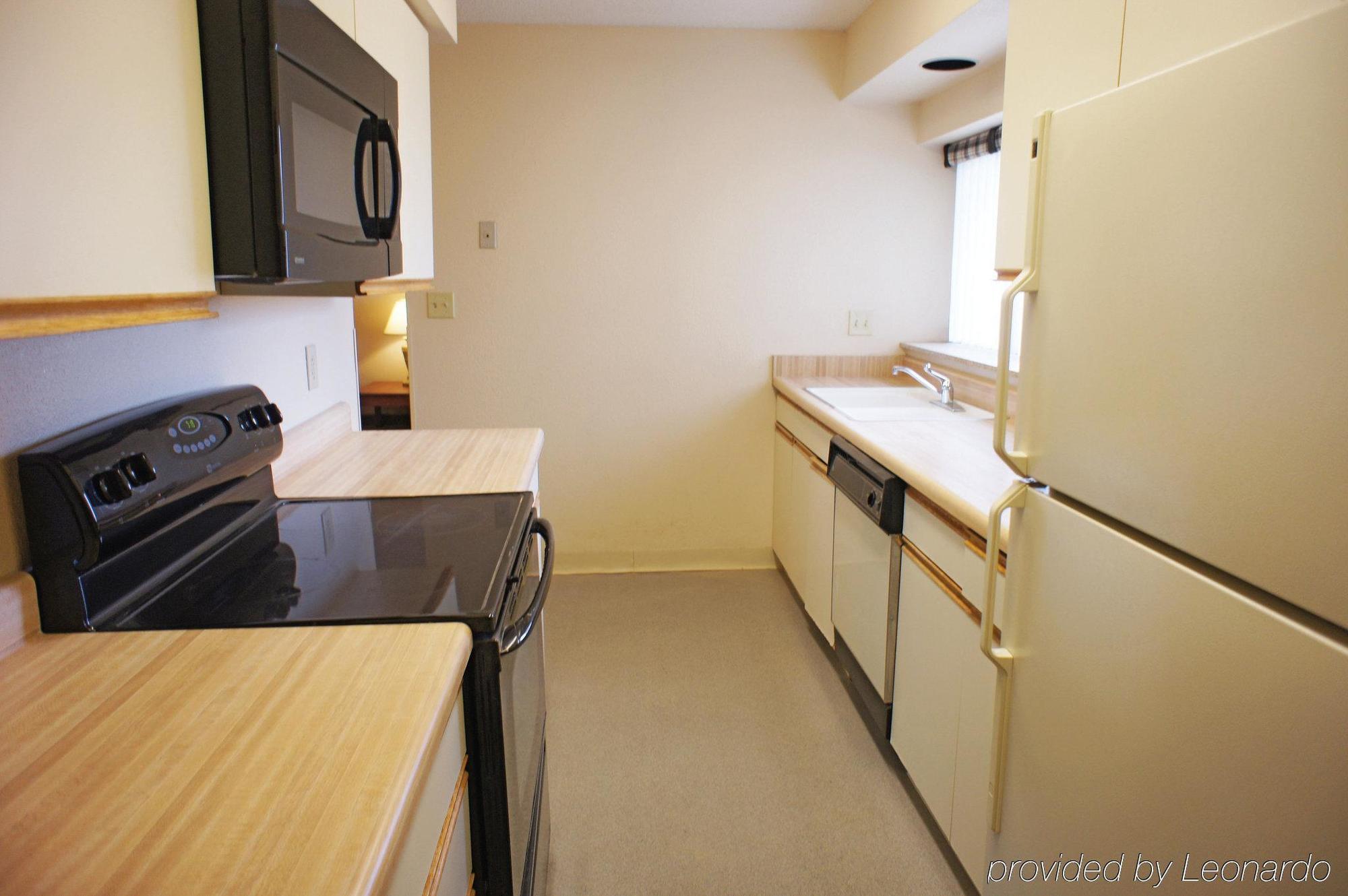 מלון וינזדור לוקס La Quinta By Wyndham Hartford Bradley Airport מראה חיצוני תמונה