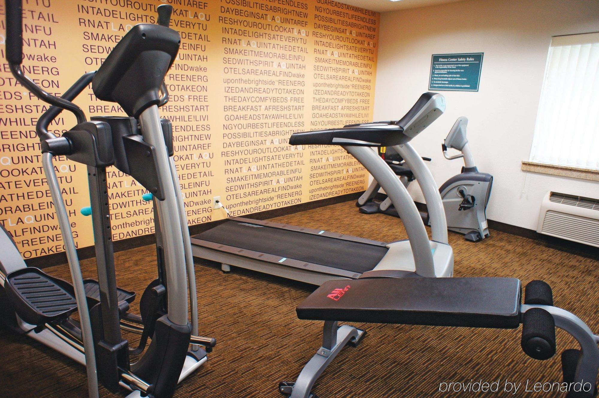 מלון וינזדור לוקס La Quinta By Wyndham Hartford Bradley Airport מראה חיצוני תמונה