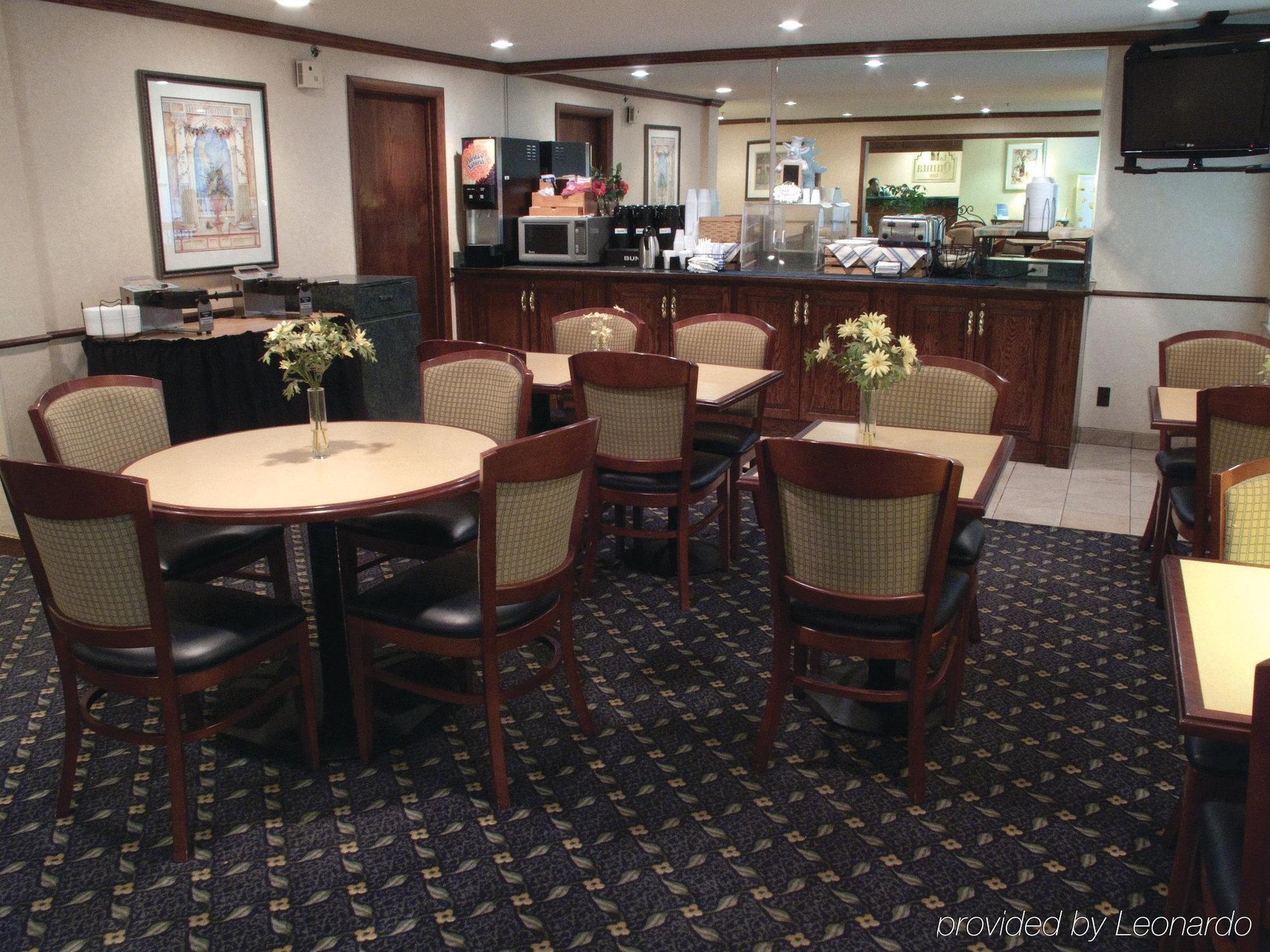 מלון וינזדור לוקס La Quinta By Wyndham Hartford Bradley Airport מראה חיצוני תמונה